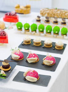 西點培訓(xùn)前十名學(xué)校 烏克蘭基輔烘焙學(xué)院