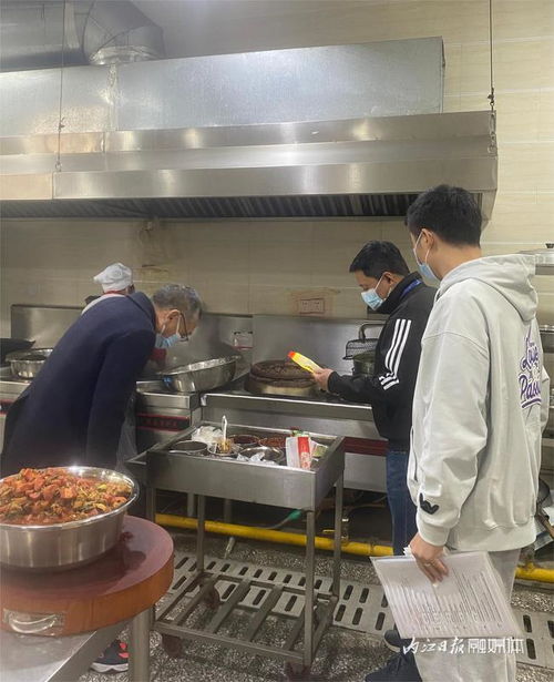 市中區多部門聯合開展2024年春季學期學校食堂食品安全全覆蓋指導檢查——走進陽江西點學校